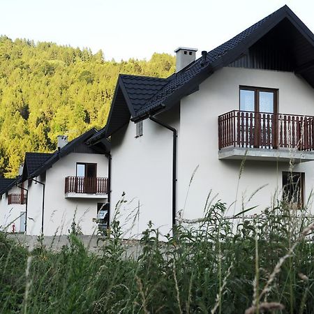 Sloneczna Osada - Komfortowe Domki Krościenko Exteriör bild