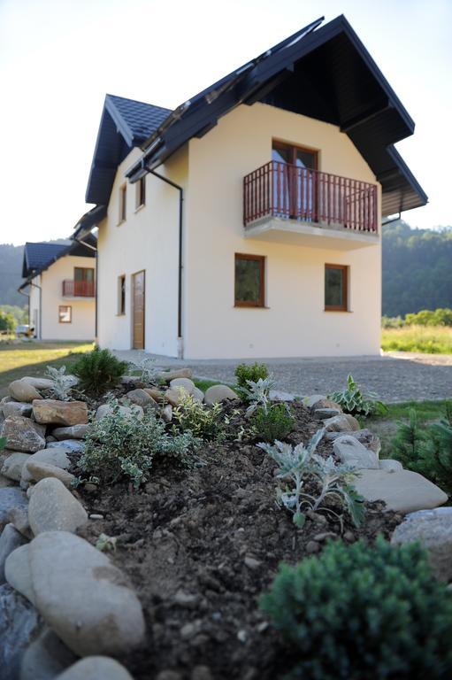 Sloneczna Osada - Komfortowe Domki Krościenko Exteriör bild