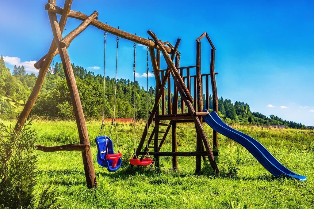 Sloneczna Osada - Komfortowe Domki Krościenko Exteriör bild